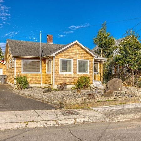 On The Rocks Villa Seaside Exterior photo