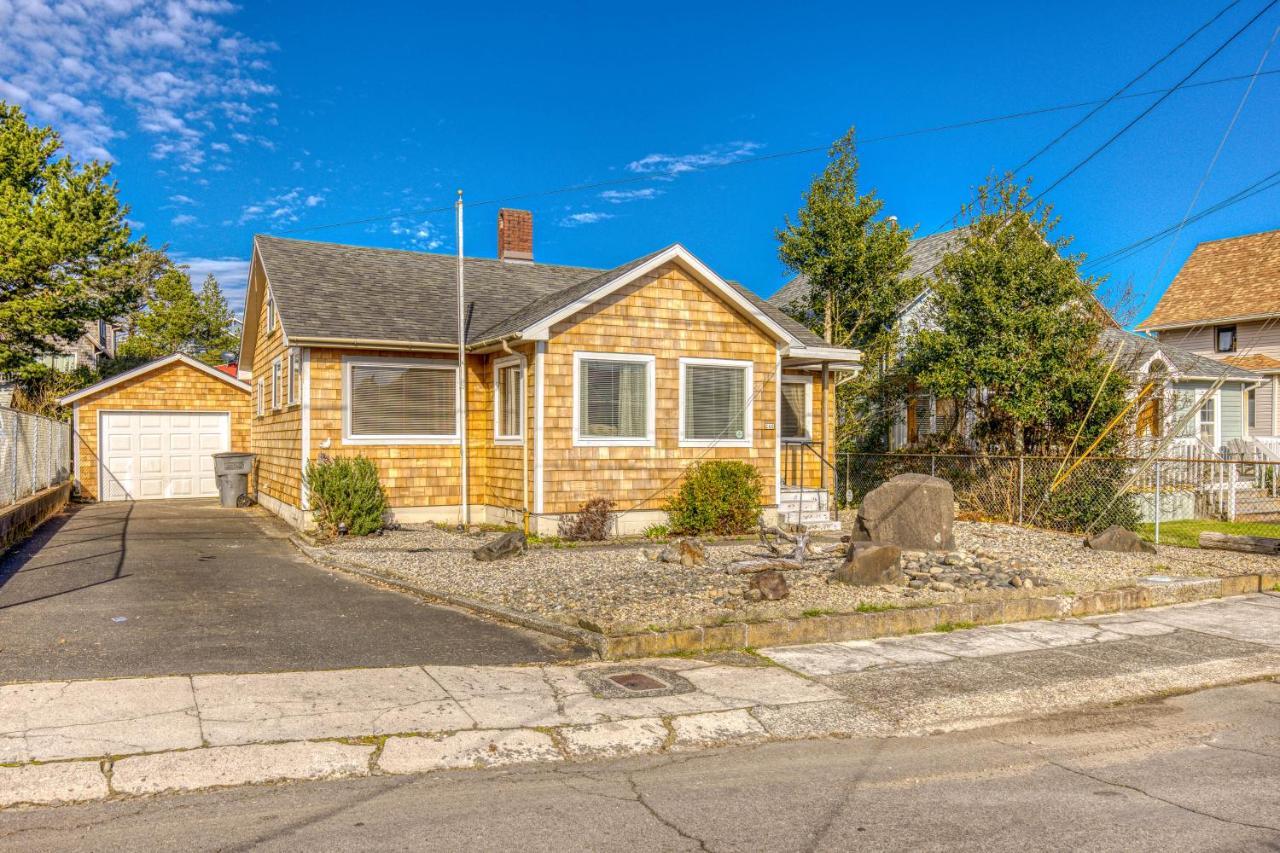 On The Rocks Villa Seaside Exterior photo